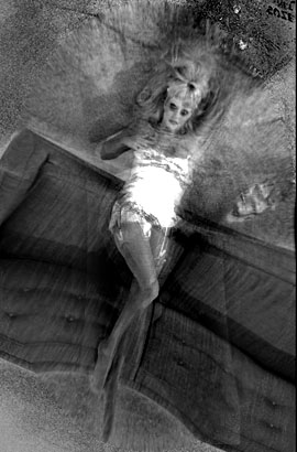 bw.jpg all art ezomby2000